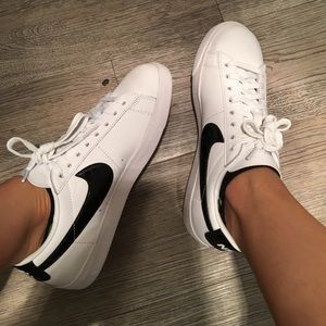 Brand new Nike low Blazers!
